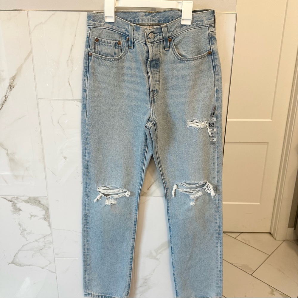 Levi’s 501 Ripped High Waist Straight Leg Jeans - Picture 3 of 7